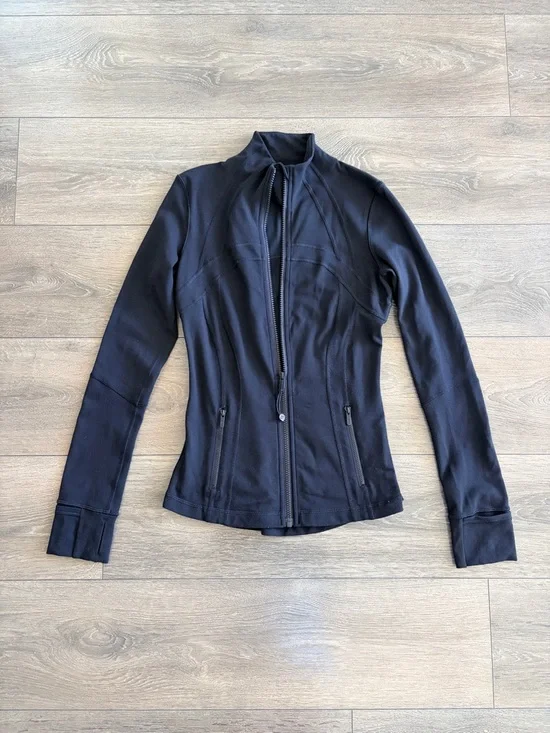 Lululemon Define Jacket - Picture 4 of 6